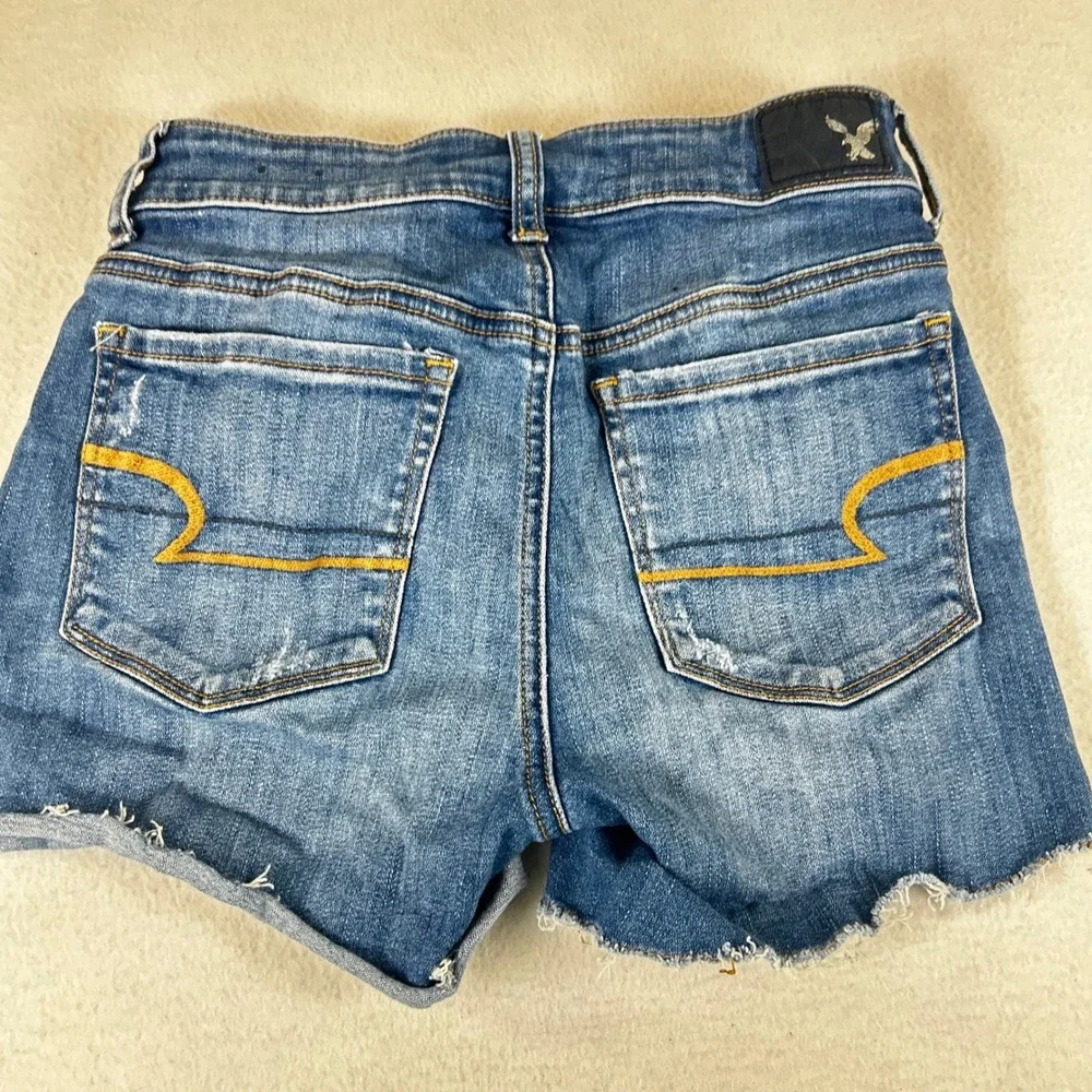 American Eagle Hi-Rise Shortie Distressed Denim Shorts Blue Super Stretch Size 2 - Picture 10 of 13